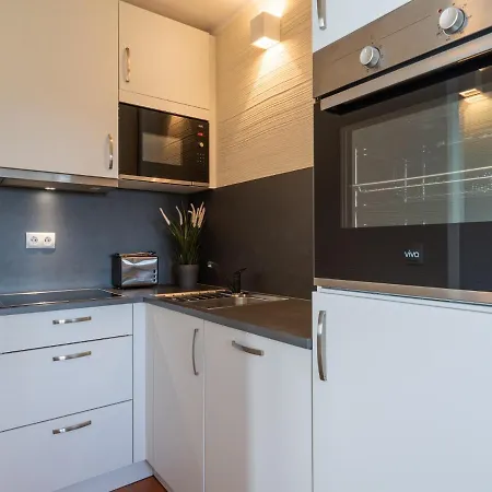 Apartment Rugana - Komfortplus Mit 1 Schlafzimmer D38 *